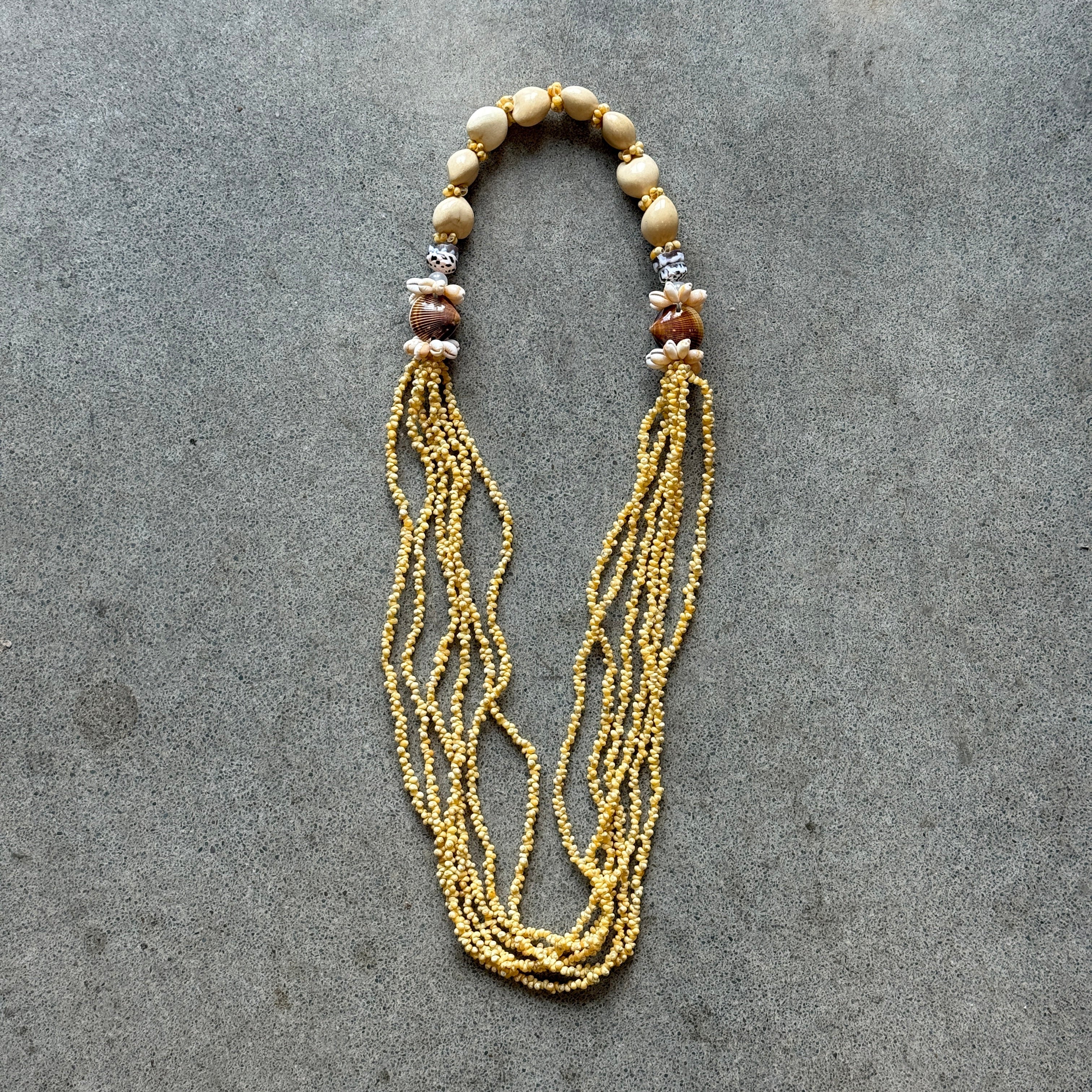 Premium with Shell Strands (equal length)