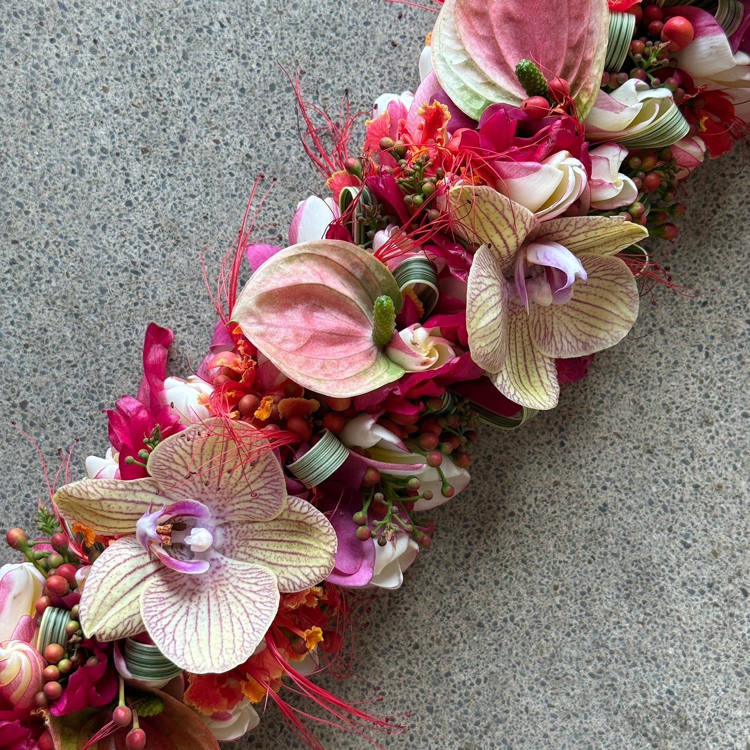 Orchid/Anthurium Lei Po'o (Pink)
