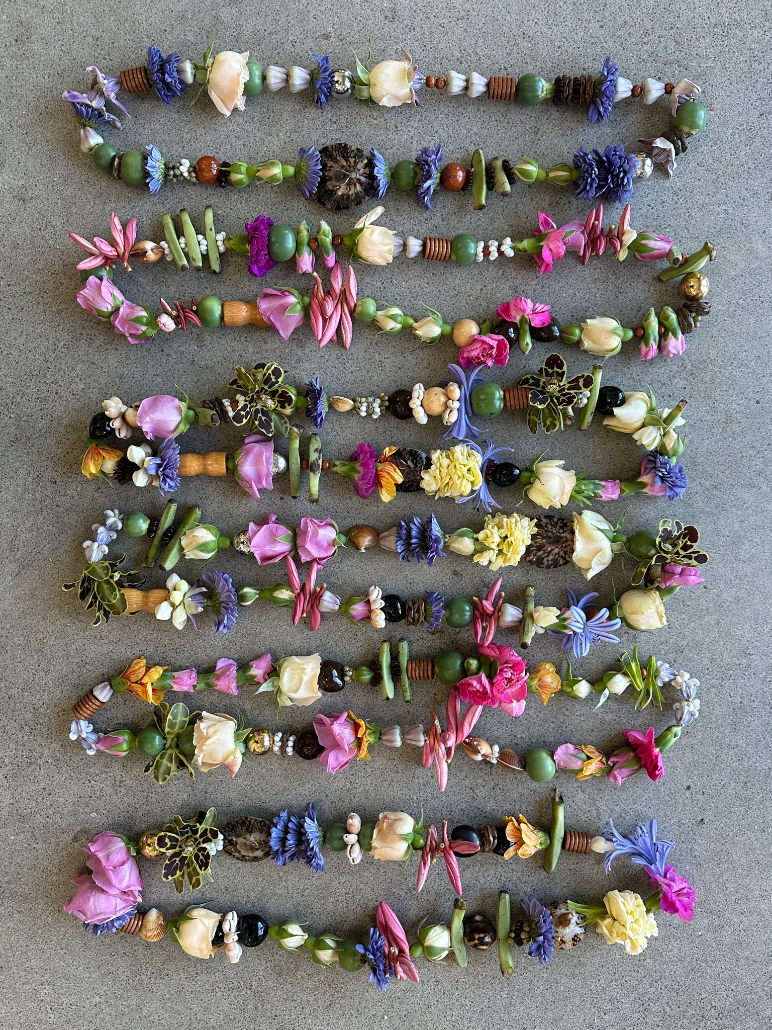 Order Confetti Lei