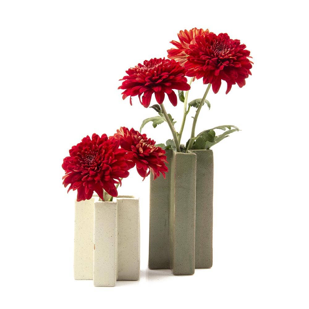 Jargogle Ceramic Flower Vase: Green / Medium