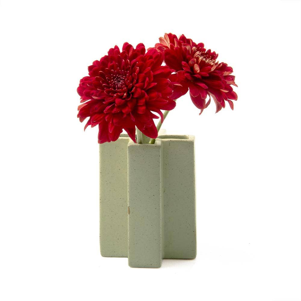 Jargogle Ceramic Flower Vase: Green / Medium