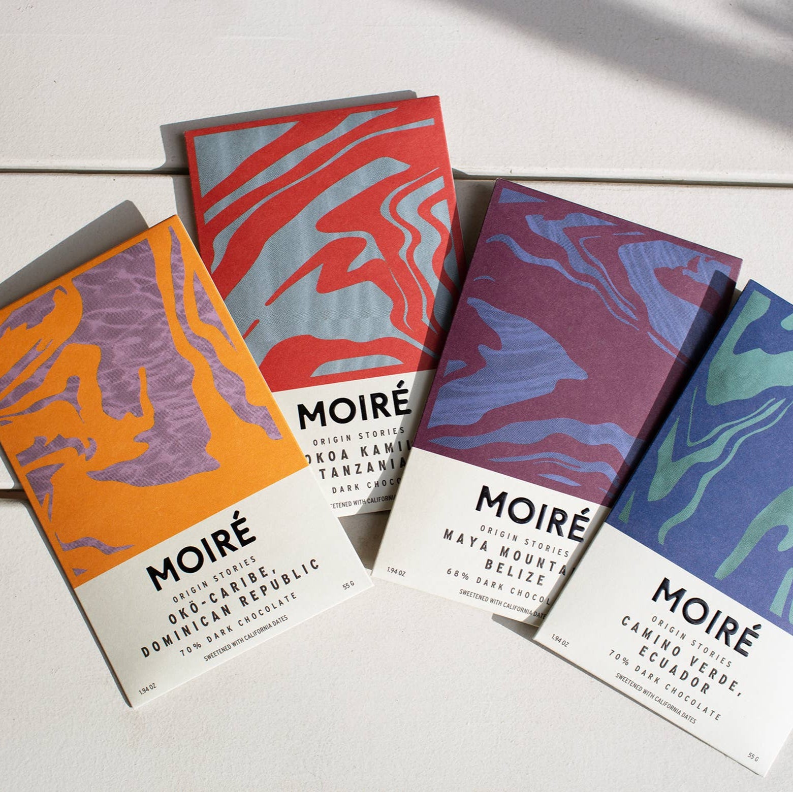 MOIRÉ Chocolate Bars