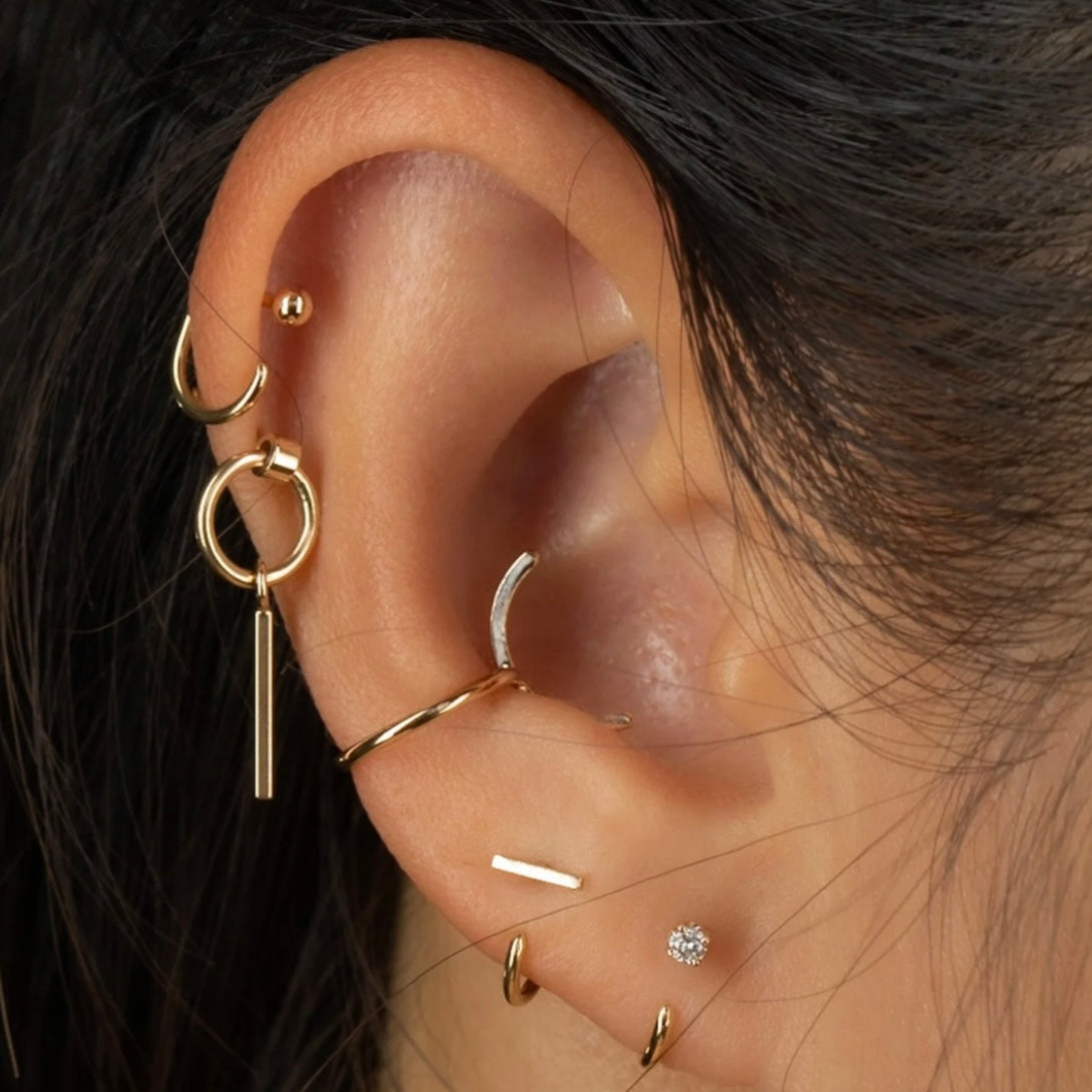 Linear Claw Earring