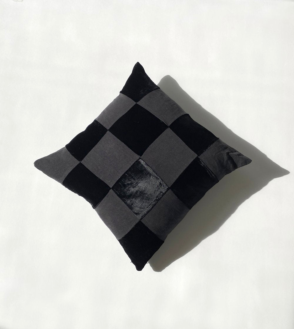 Checkered Velvet Pillow Case