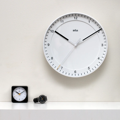 Large Monochromatic Wall Clock