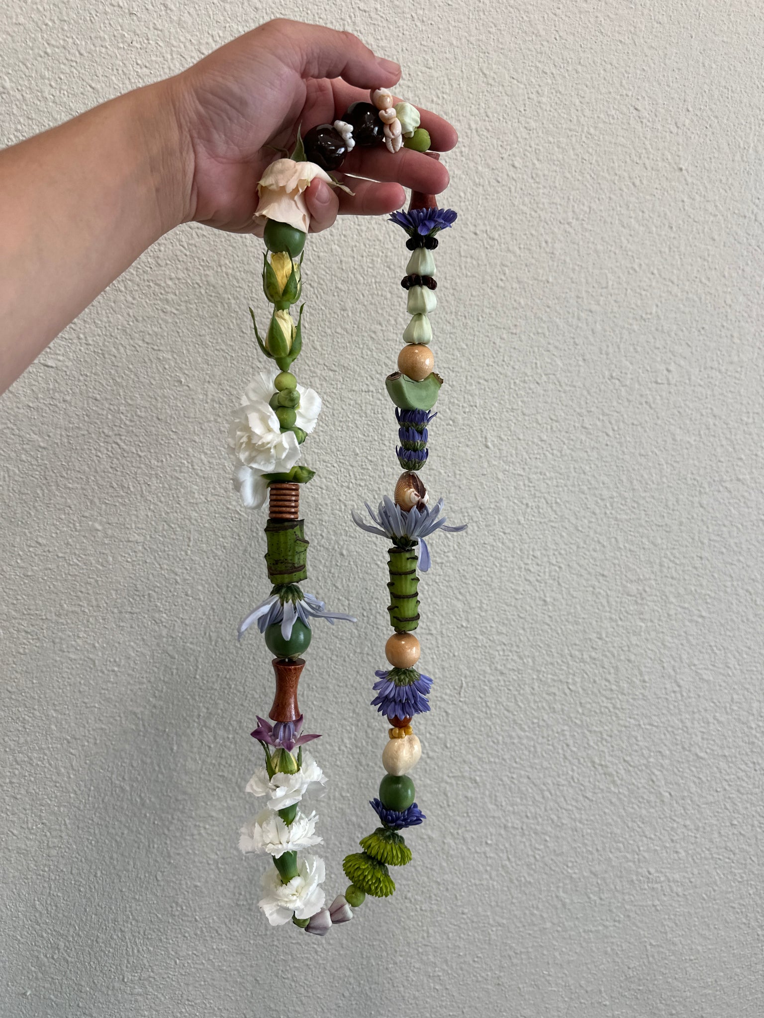 Order Confetti Lei