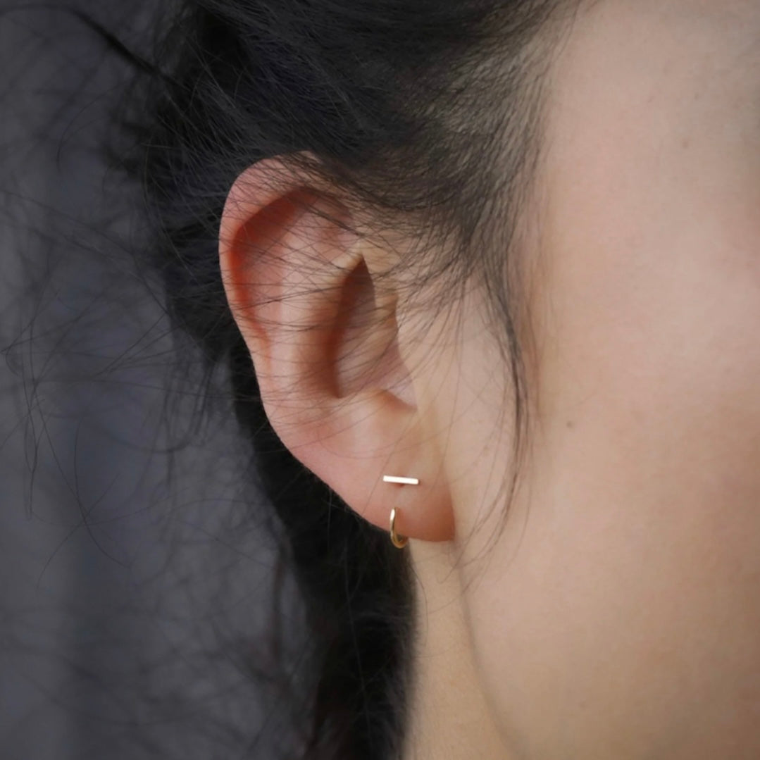 Linear Claw Earring