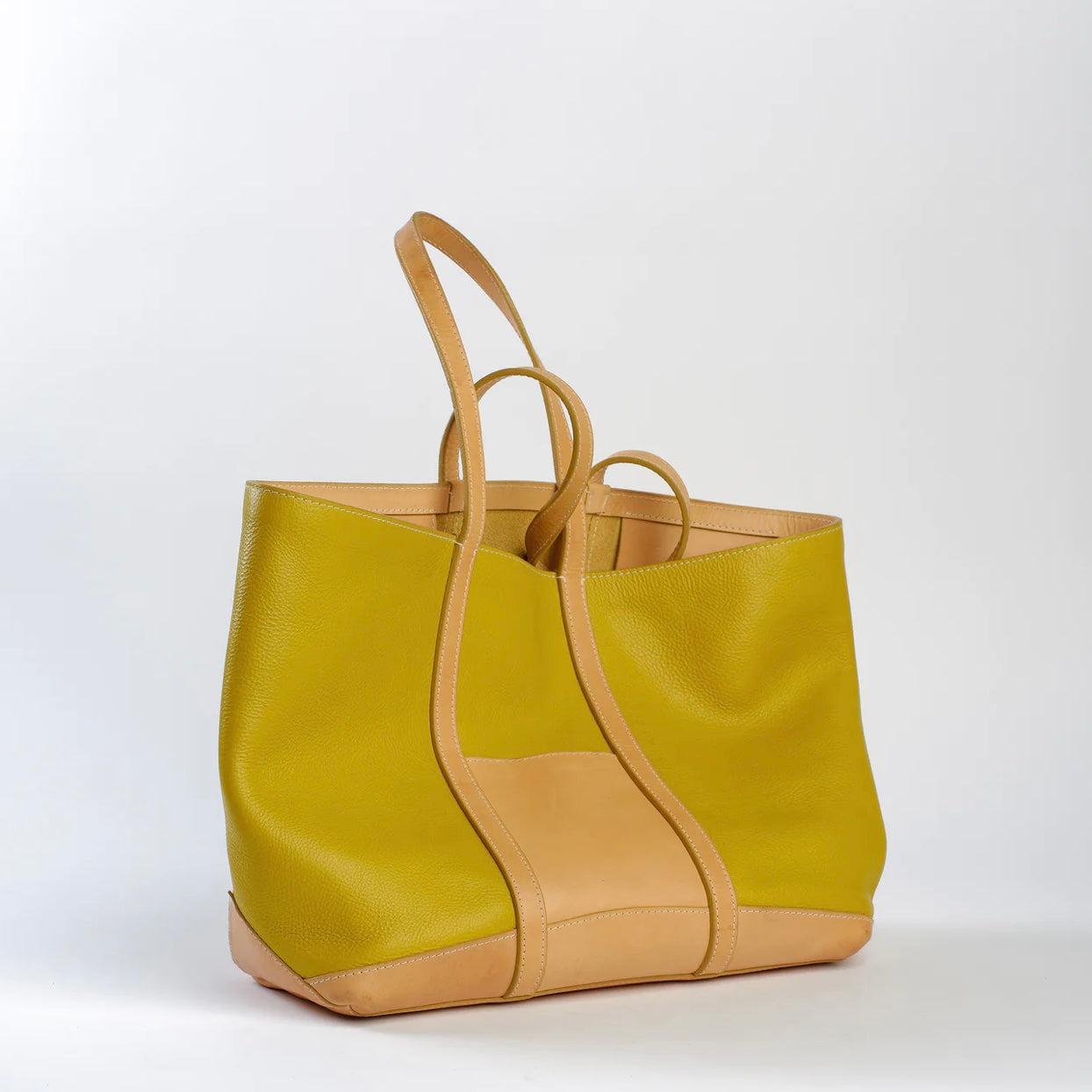 Chelito Leather Tote Bag – ISLAND-BOY