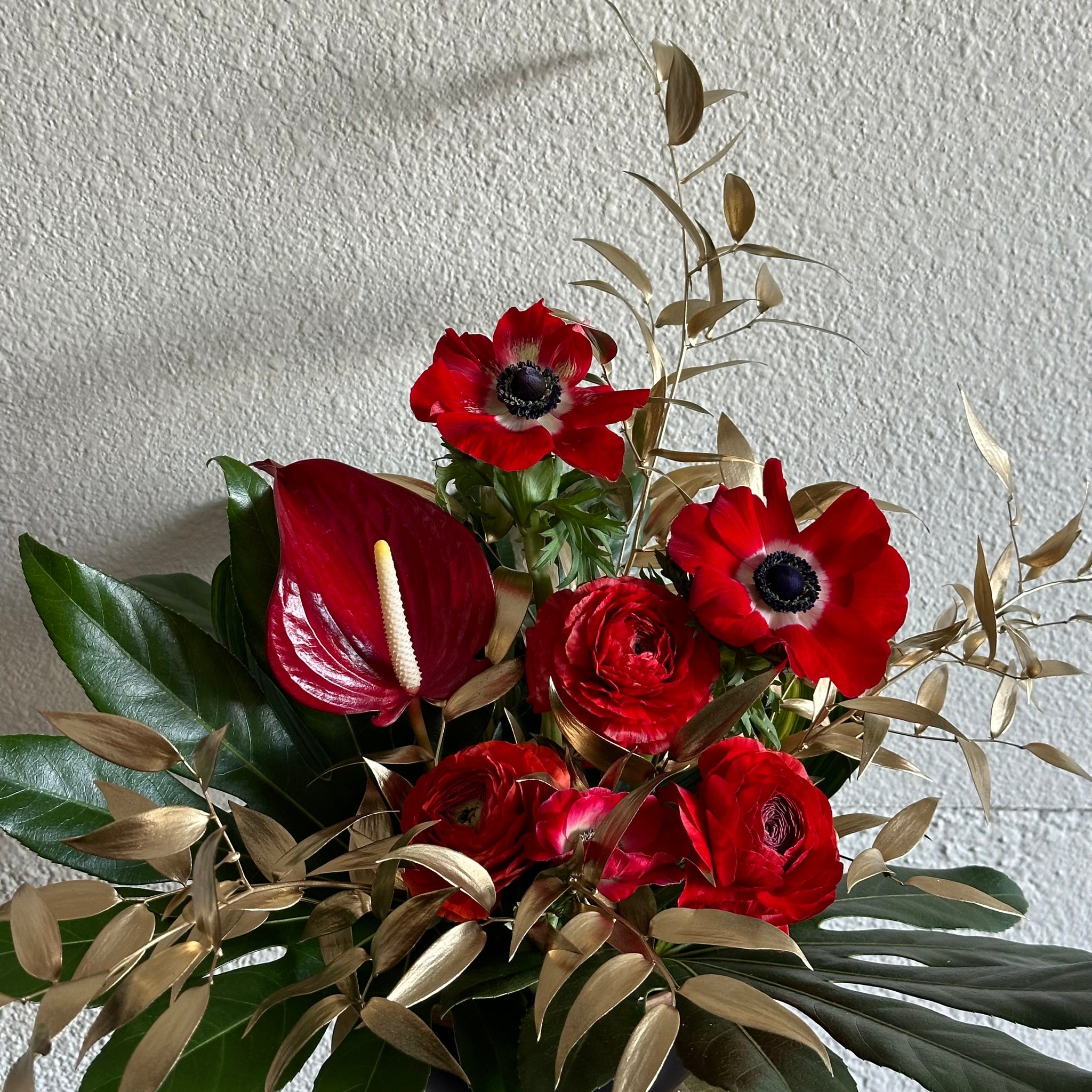 Valentine’s Bouquet and Arrangements (Pick Up 2/13 & 2/14) 2025