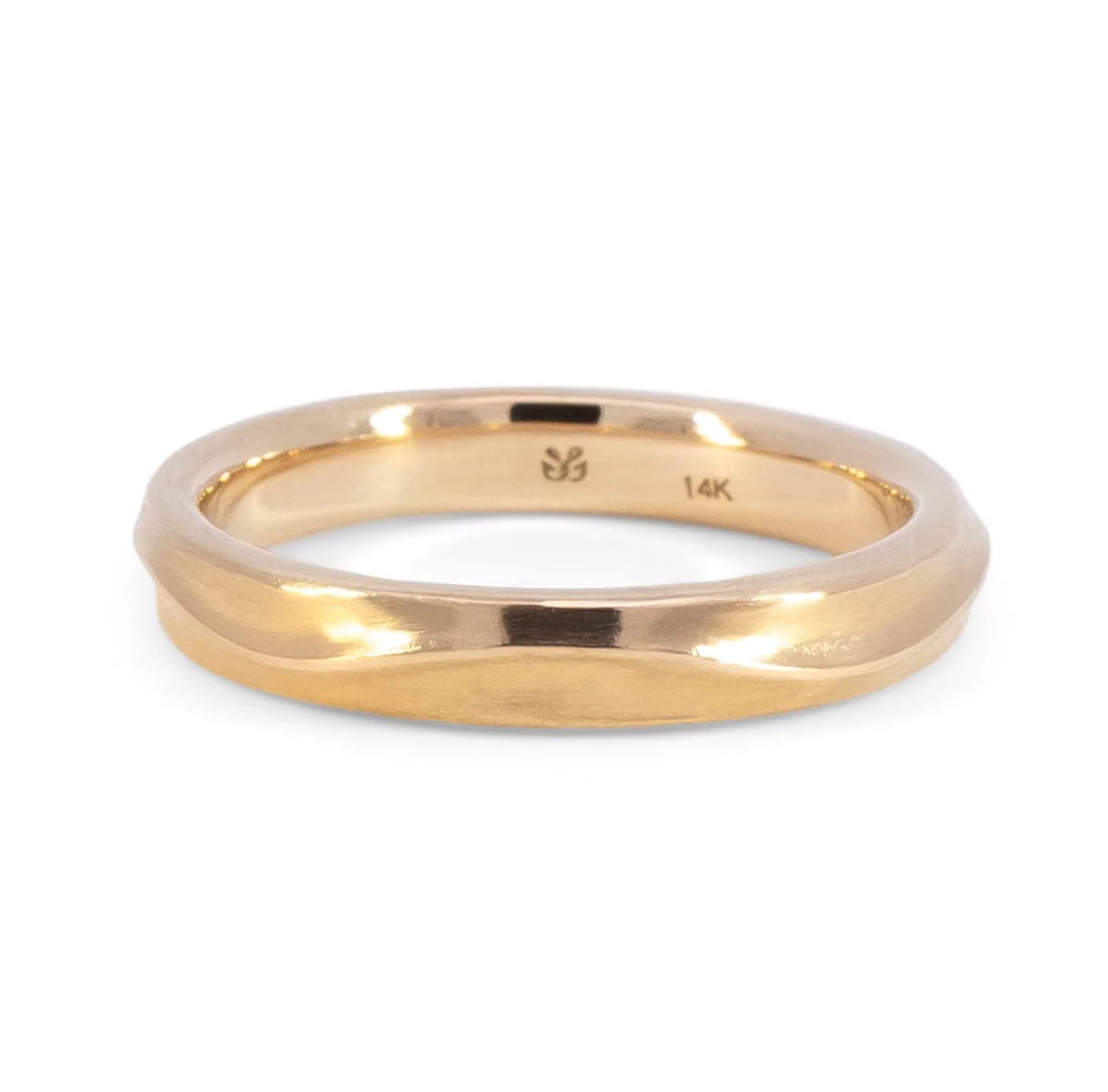 Undulating Wave Wedding Band