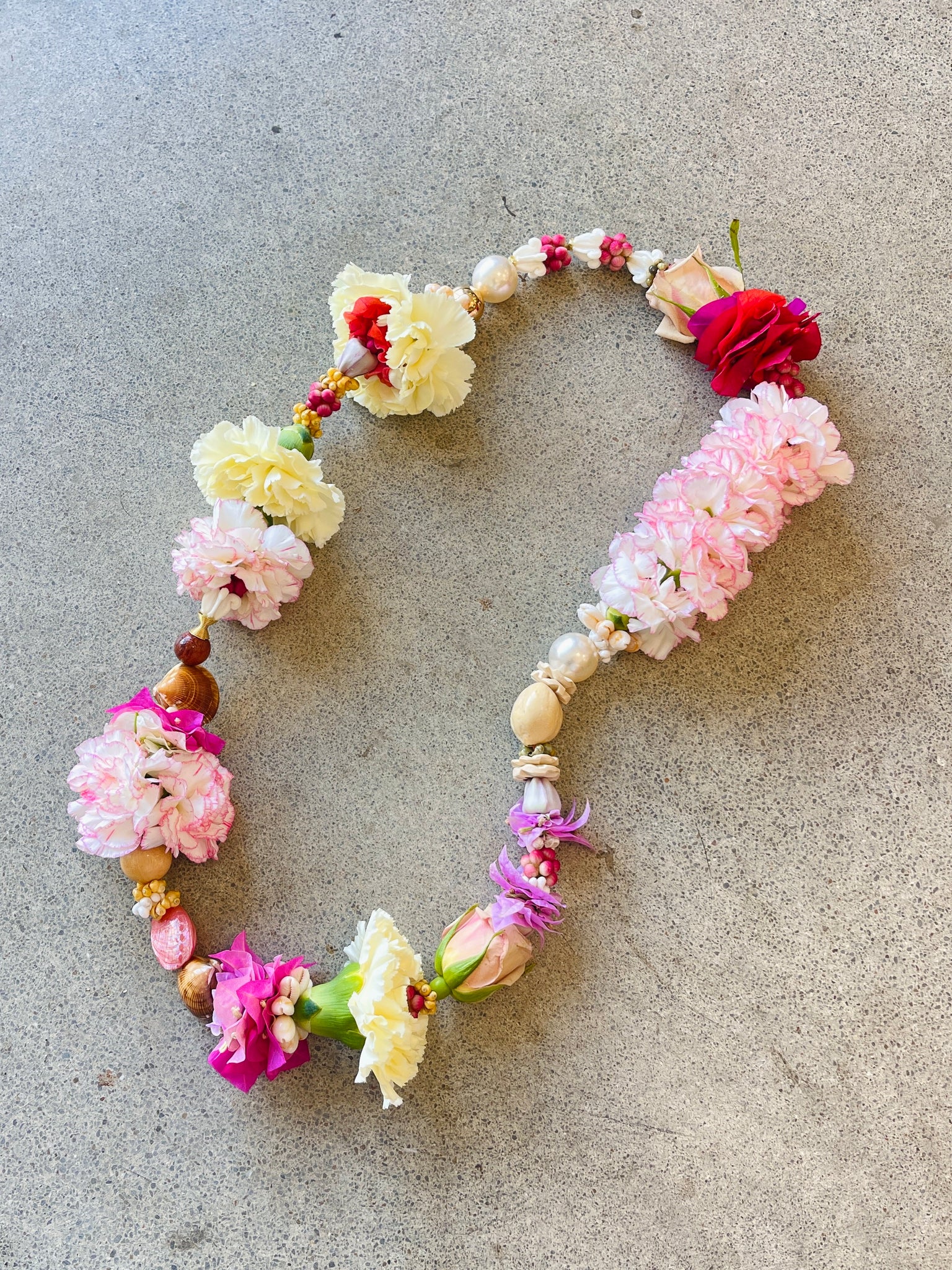 Order Confetti Lei