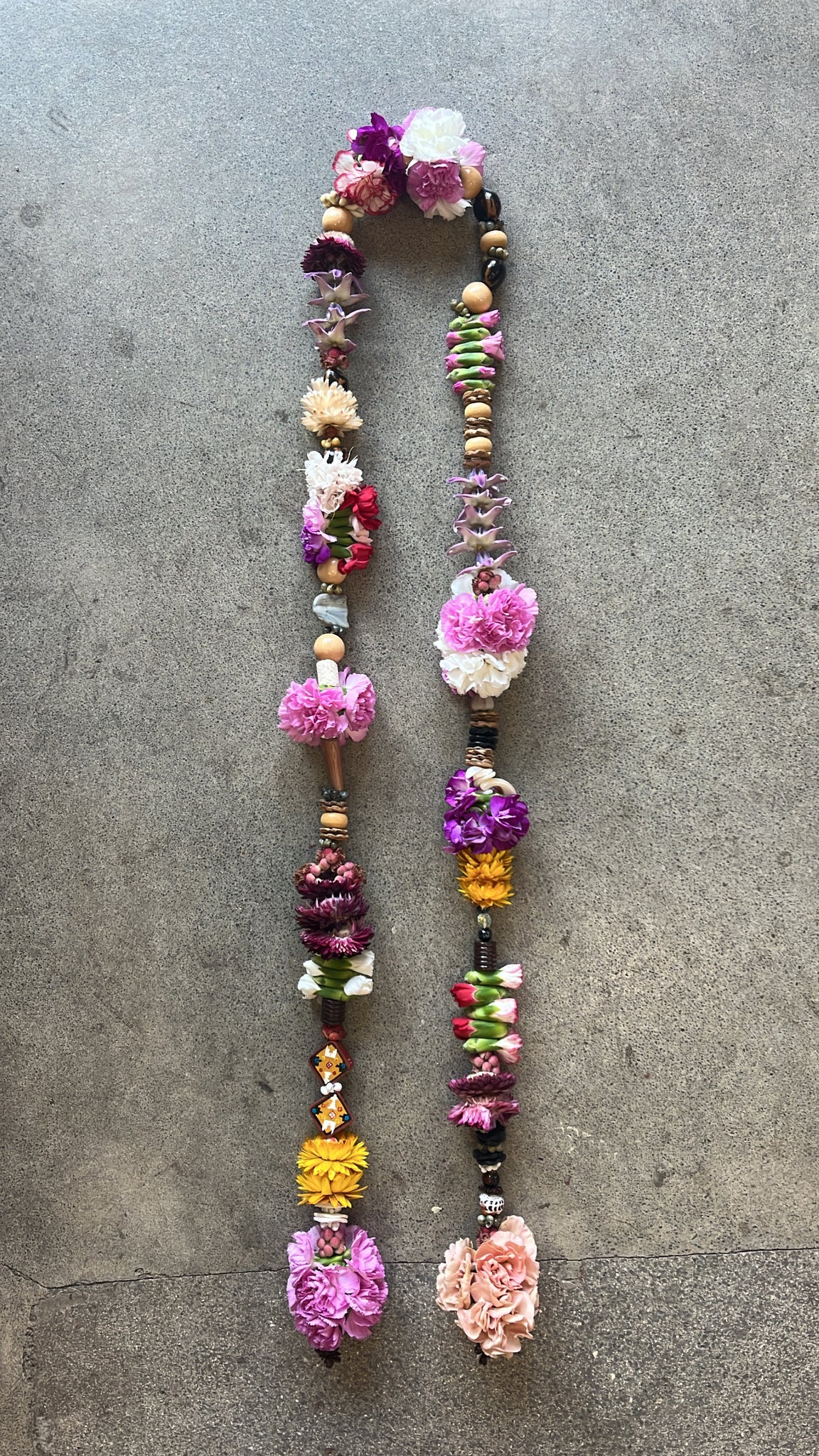Order Confetti Lei
