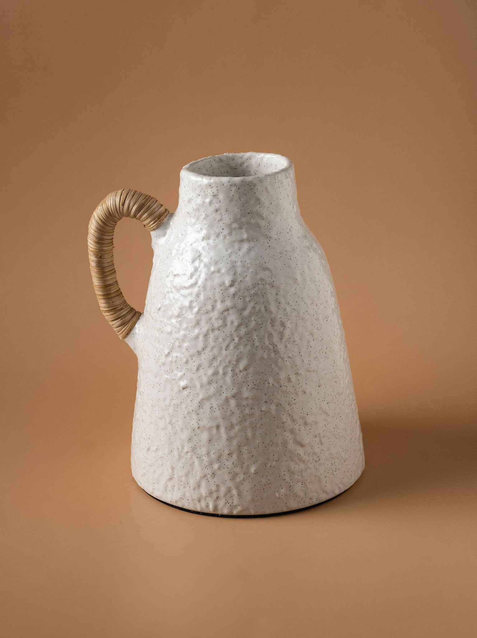 Made Market Co. - Rattan Wrapped Handle Vase Off White Small