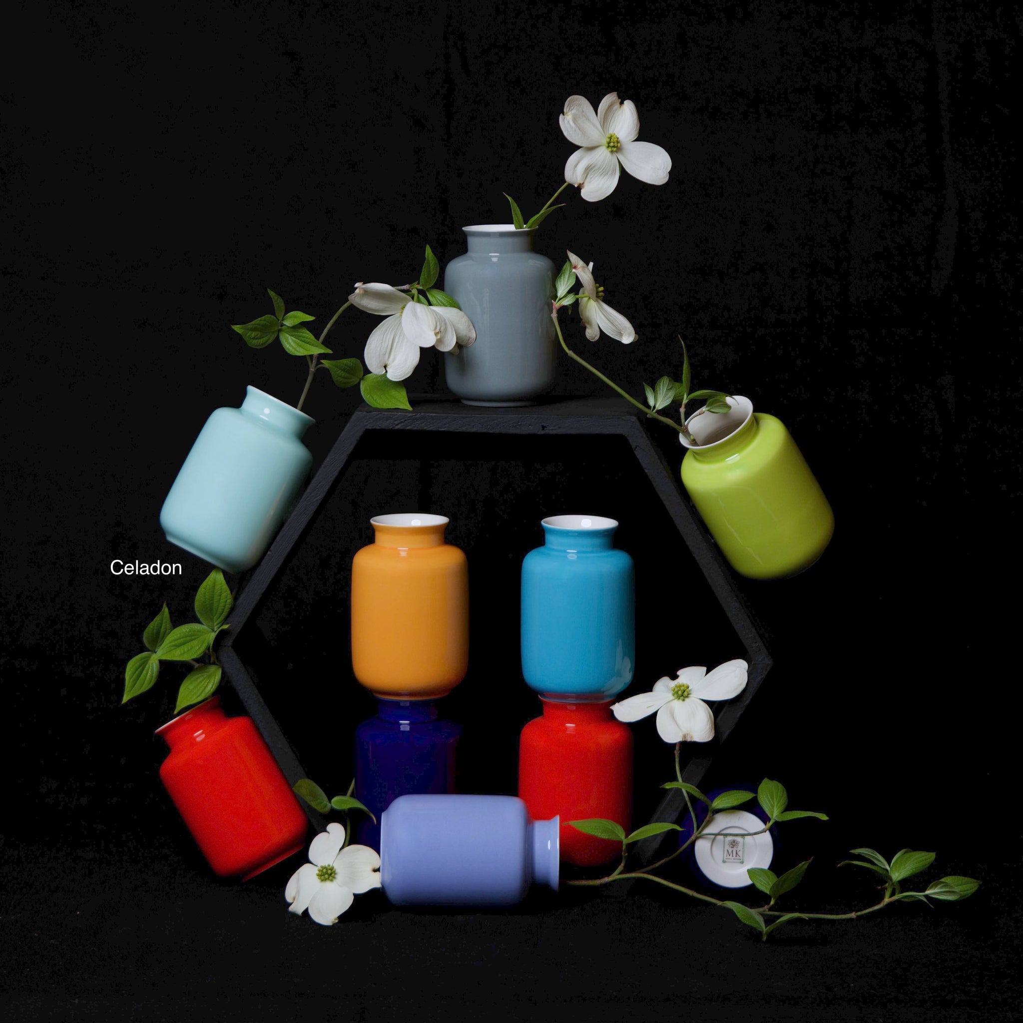 Middle Kingdom - Glossy Porcelain Mini Milk Jar Vase